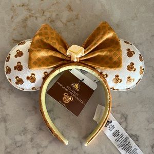 WAFFLE DISNEY EARS! BUTTERY MICKEY WAFFLE EARS HEADBAND! 🧇🧈✨ NWT! 🧇